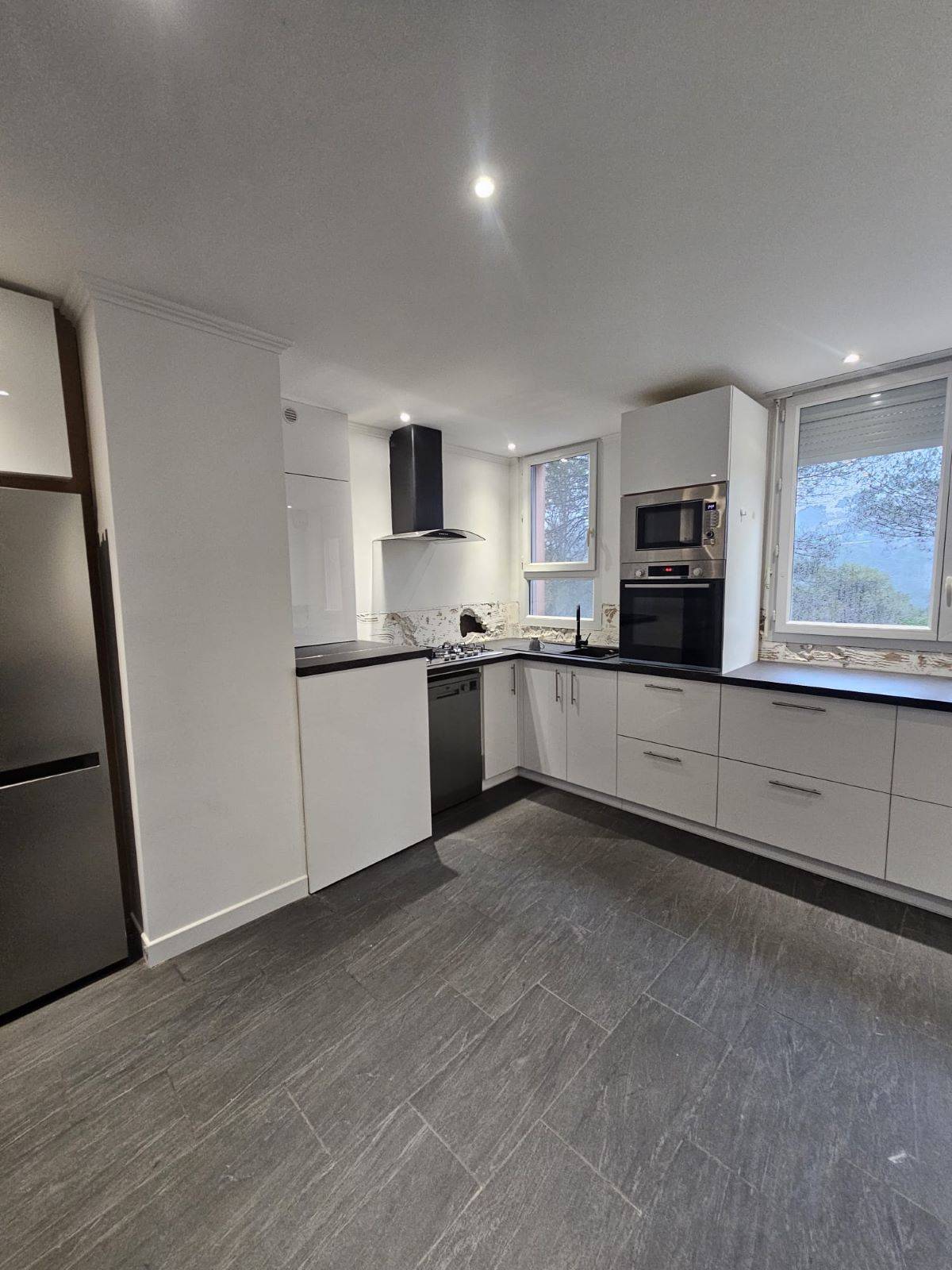 Rénovation d'une cuisine à Carros Alpes Maritimes 06