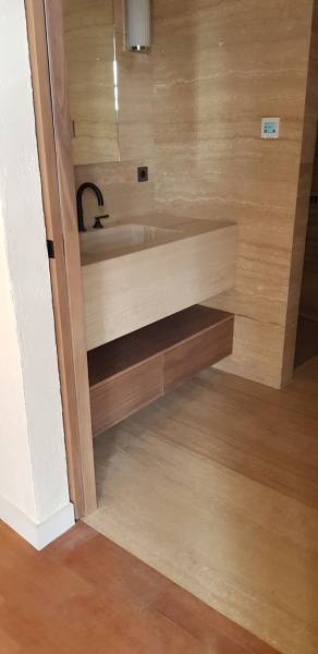 Meuble salle de bain en placage noyer US