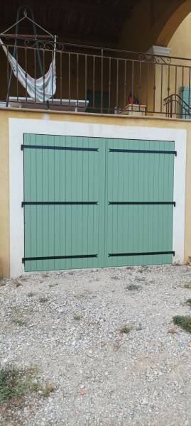Réalisation d'une rénovation de doubles volets à St Jeannet