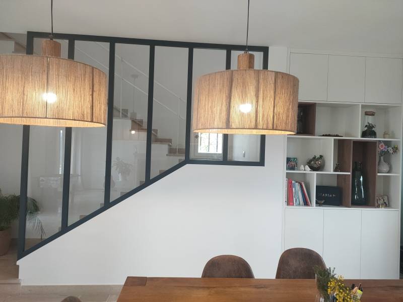 Verrière en bois et peinte en gris anthracite sur mesure à Colomars